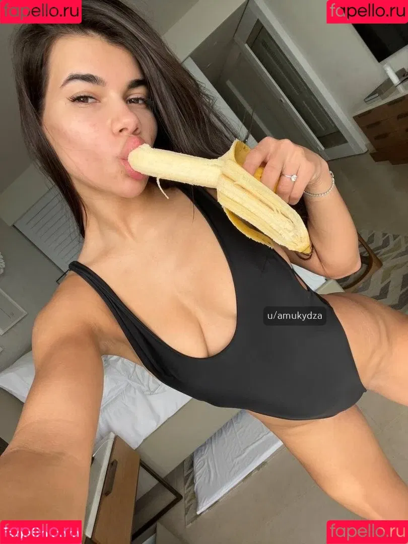 Anna Mukydza Onlyfans Photo Gallery 