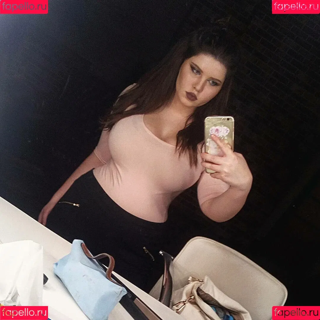 Anna Bernadi Onlyfans Photo Gallery 