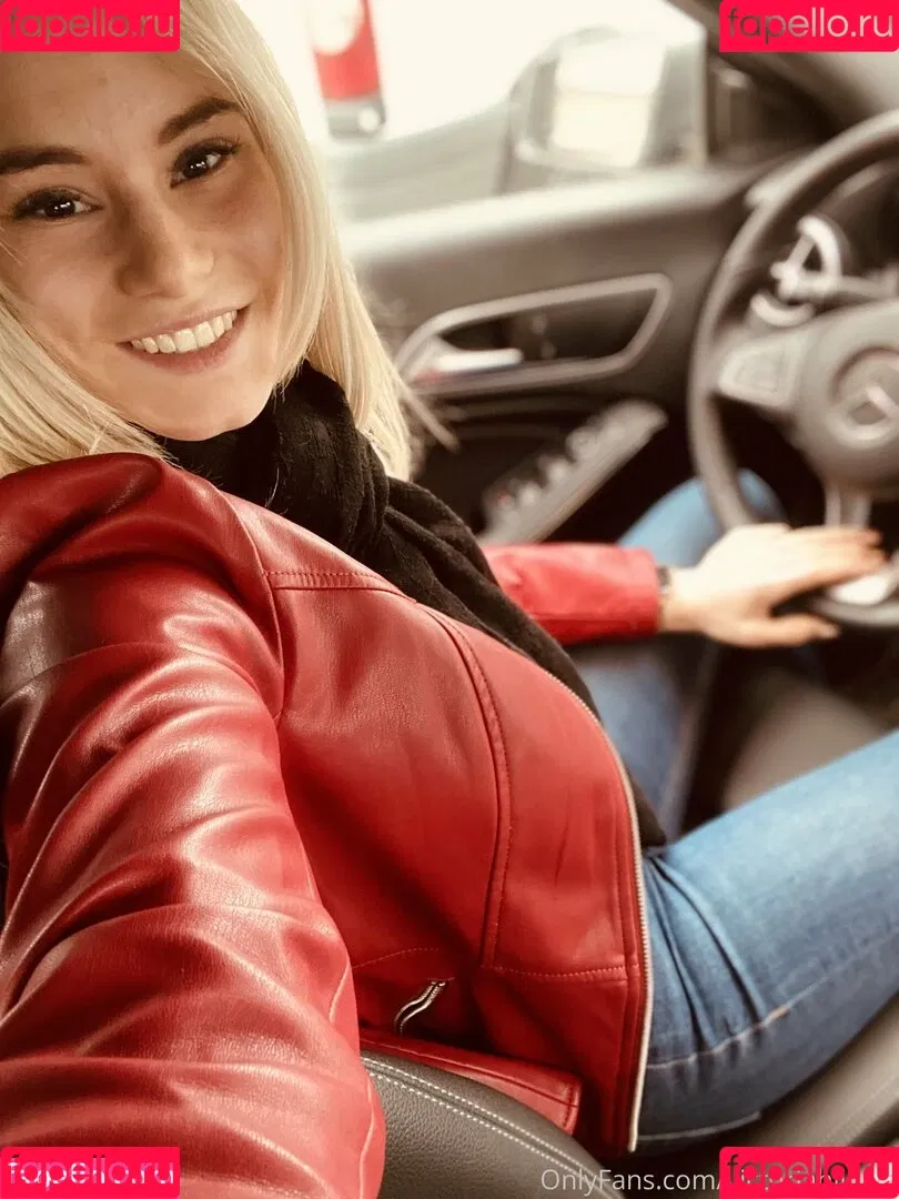 Victoria Hillova Onlyfans Photo Gallery 