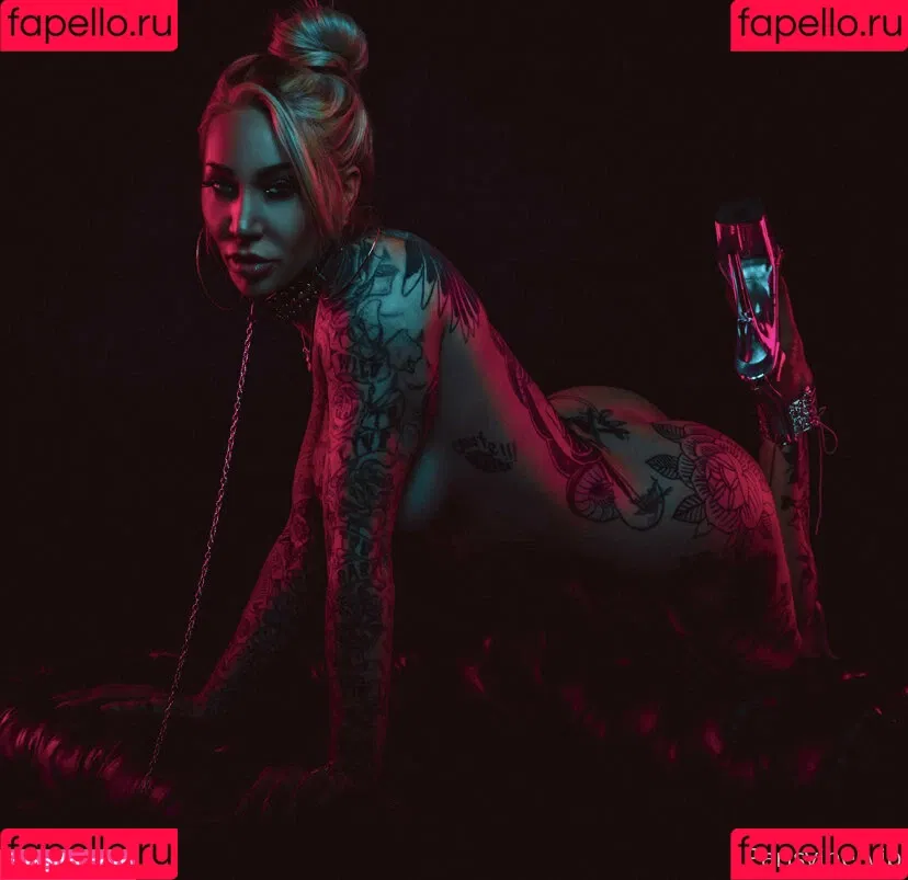 parisvipervip Onlyfans Photo Gallery 