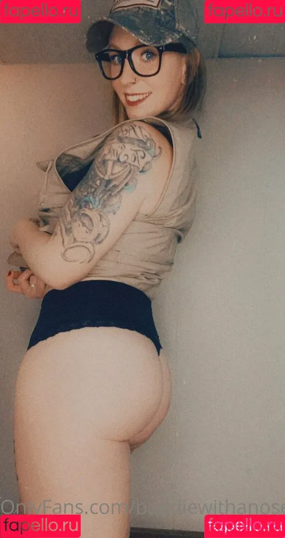 baddiewithanosering Onlyfans Photo Gallery 