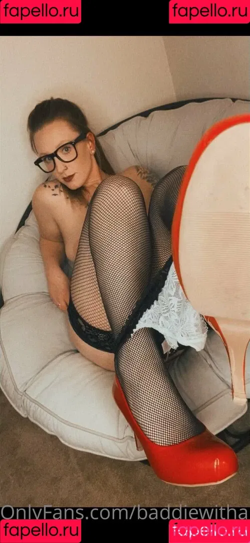 baddiewithanosering Onlyfans Photo Gallery 