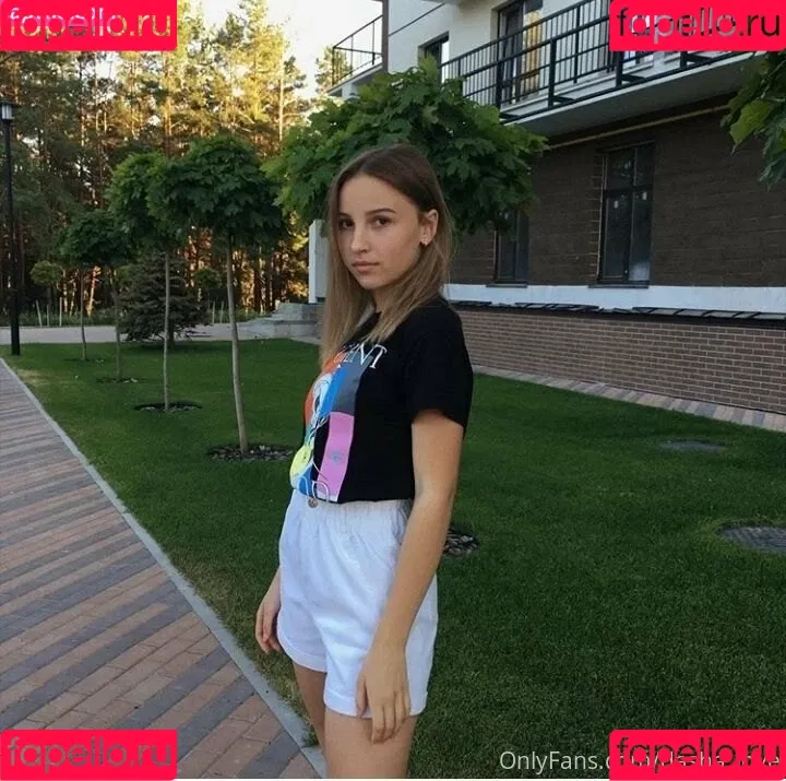 dasha_love Onlyfans Photo Gallery 