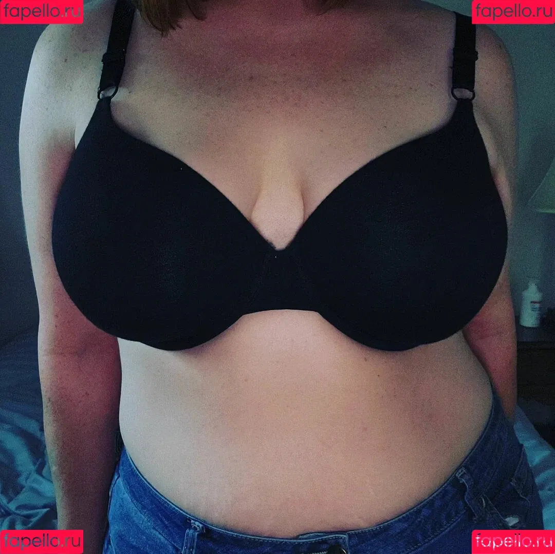 Ave Stone Onlyfans Photo Gallery 