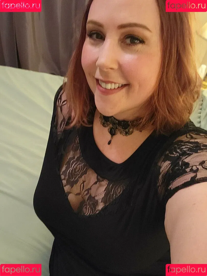 Ave Stone Onlyfans Photo Gallery 