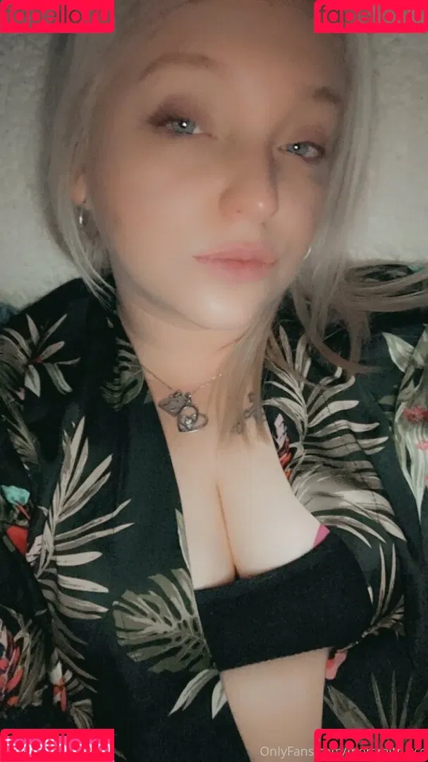 mommithiccc Onlyfans Photo Gallery 