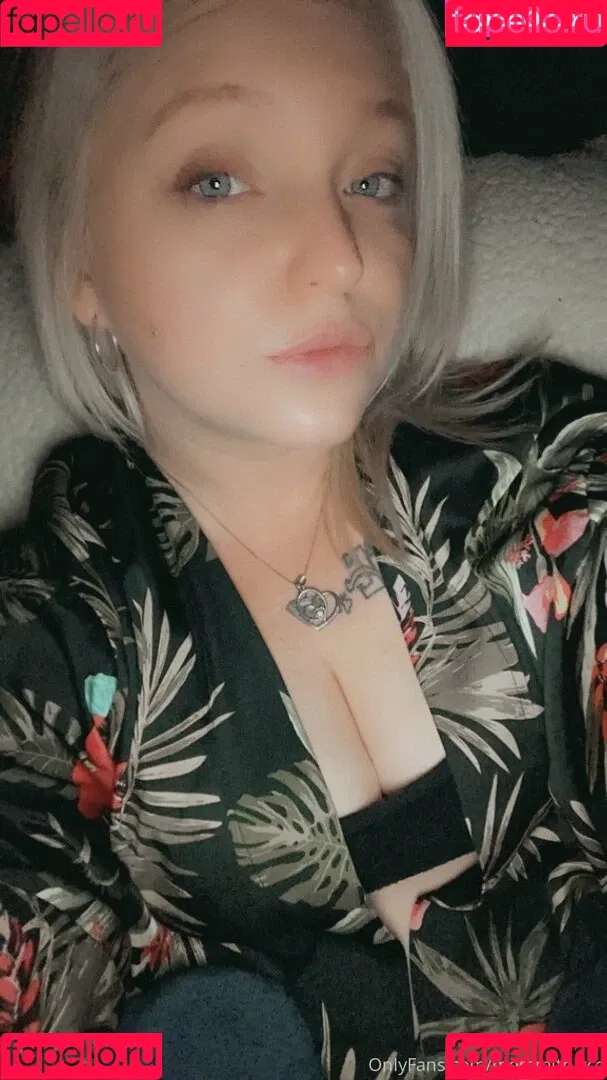 mommithiccc Onlyfans Photo Gallery 