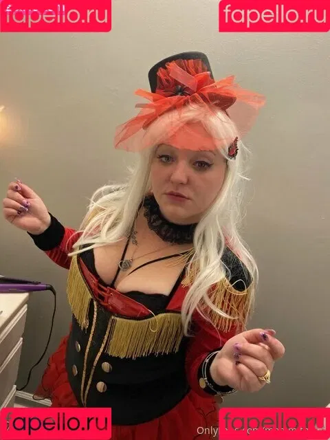 mommithiccc Onlyfans Photo Gallery 