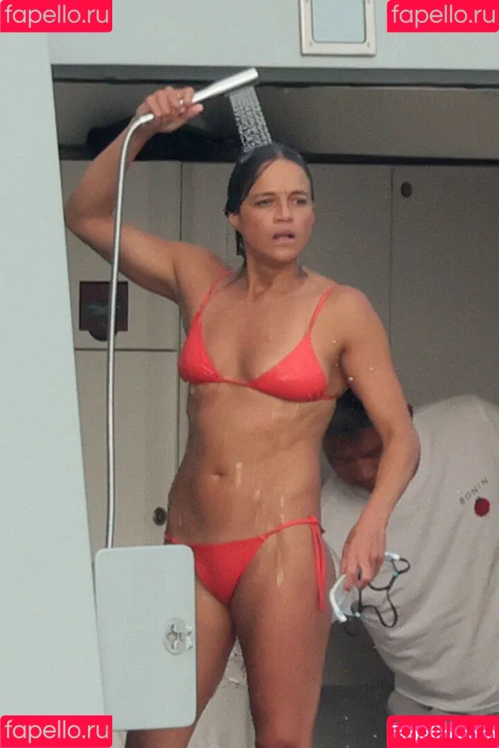 Michelle Rodriguez Onlyfans Photo Gallery 