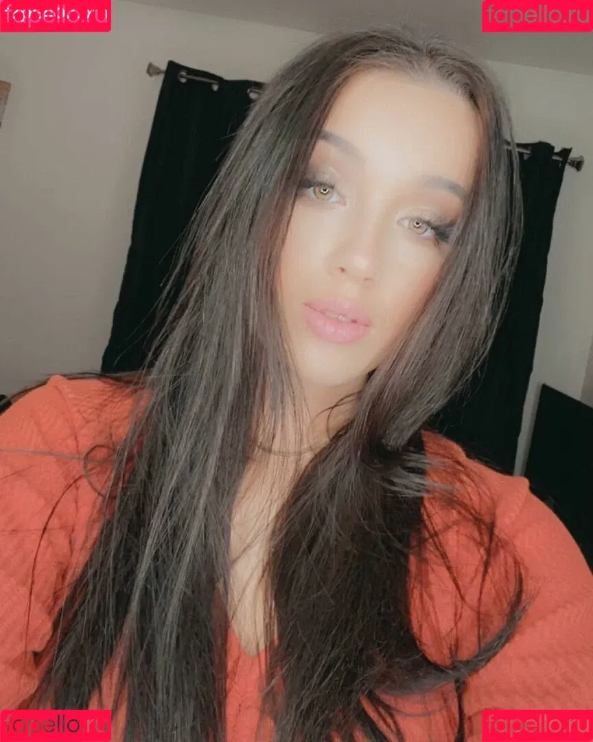 Shelby Dias Onlyfans Photo Gallery 