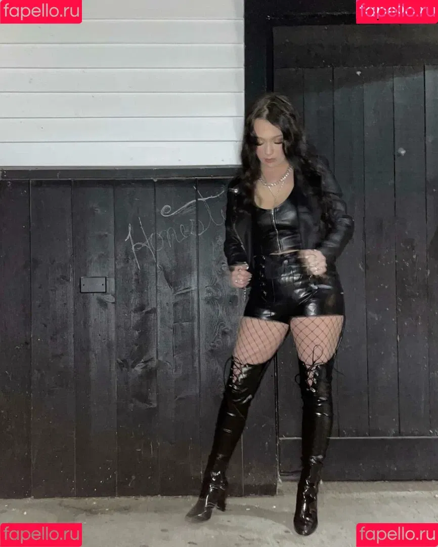Shelby Dias Onlyfans Photo Gallery 