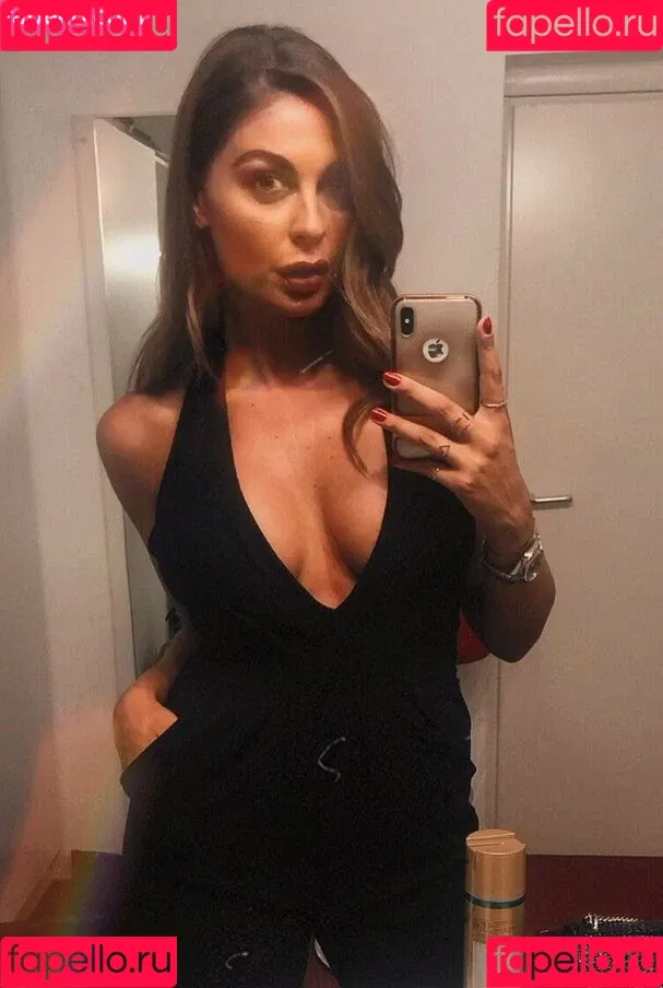 Jolanda De Rienzo Onlyfans Photo Gallery 