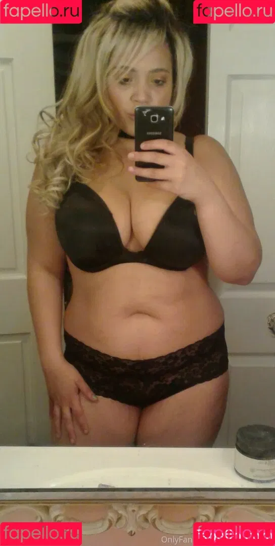 itslivsavage Onlyfans Photo Gallery 