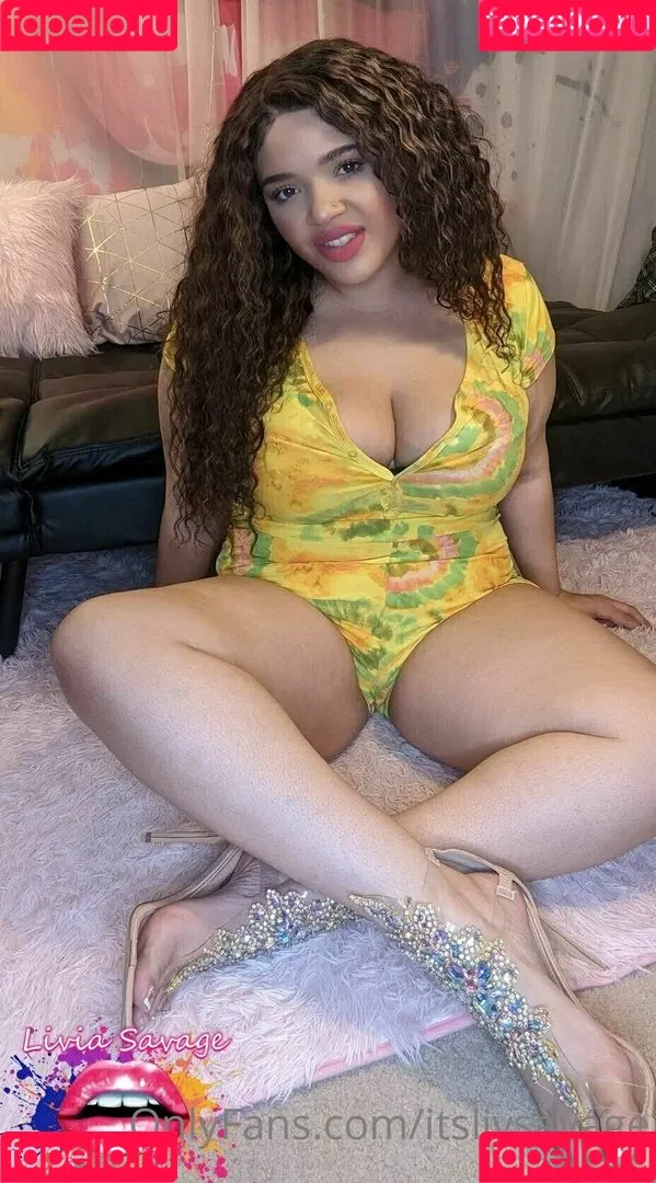 itslivsavage Onlyfans Photo Gallery 