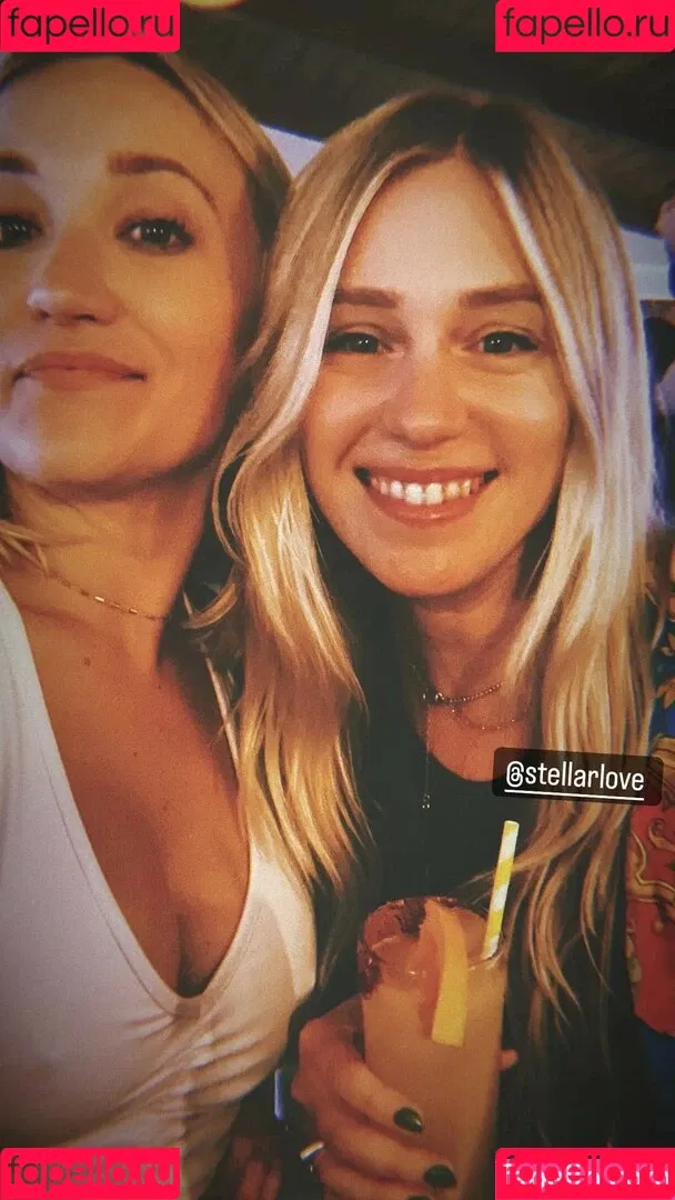 Emily Osment Onlyfans Photo Gallery 