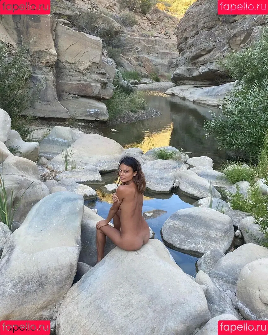 Nathalie Kelley Onlyfans Photo Gallery 