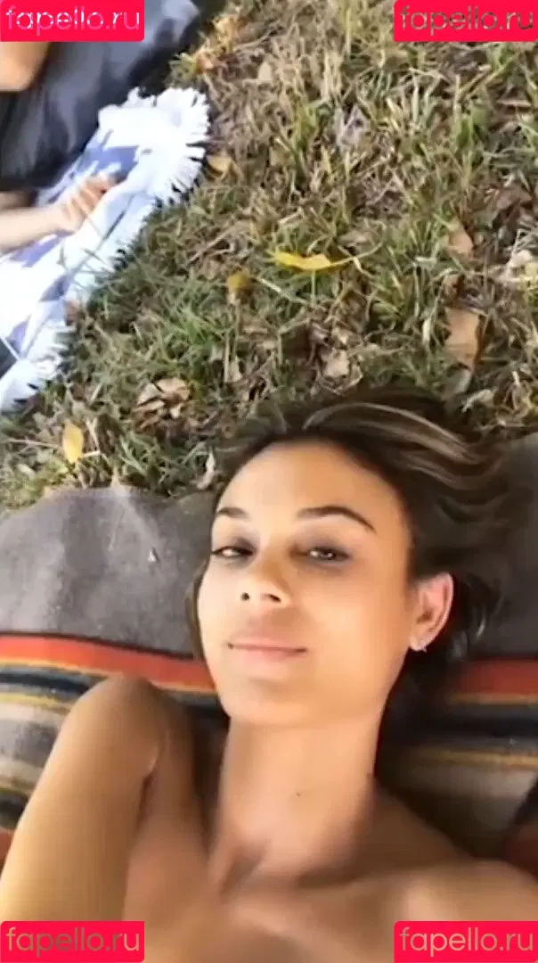 Nathalie Kelley Onlyfans Photo Gallery 