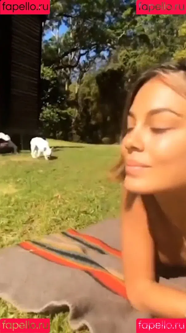 Nathalie Kelley Onlyfans Photo Gallery 