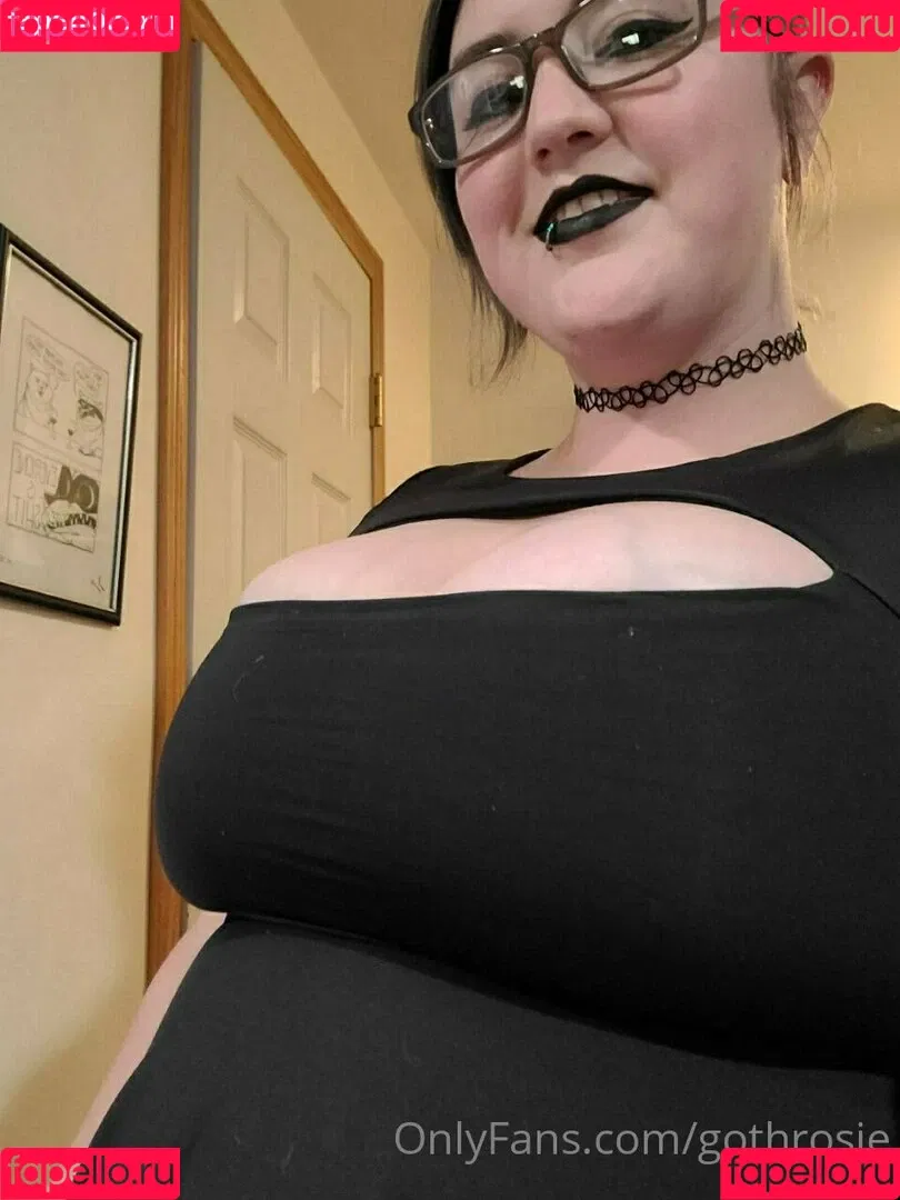 gothrosie Onlyfans Photo Gallery 