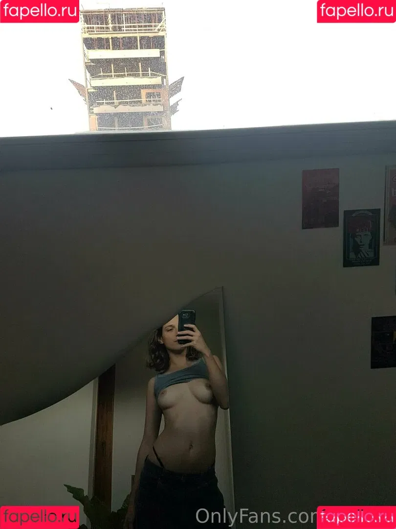 peqqq Onlyfans Photo Gallery 