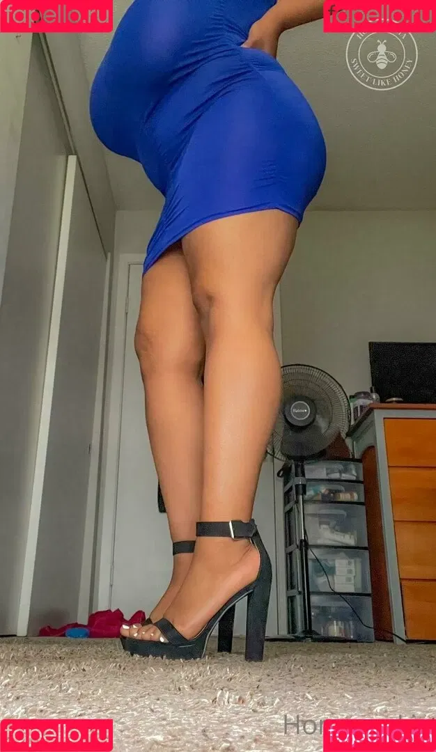 honeyyylia Onlyfans Photo Gallery 