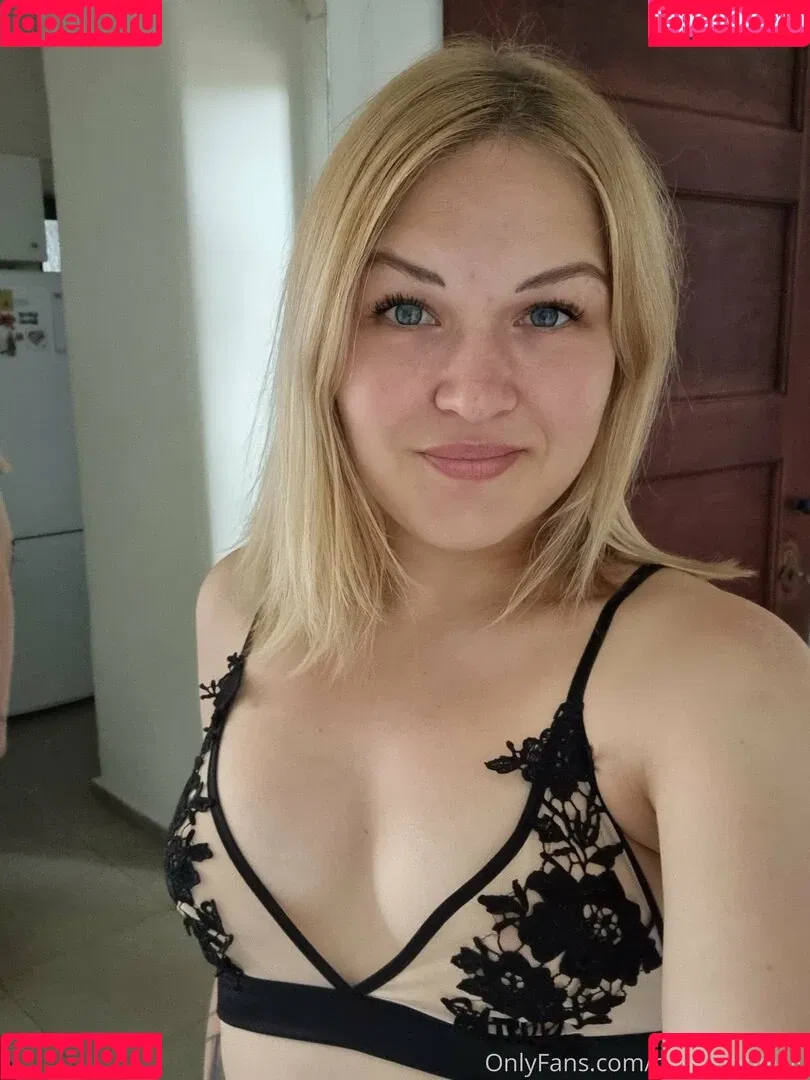 chloehoneyyy Onlyfans Photo Gallery 