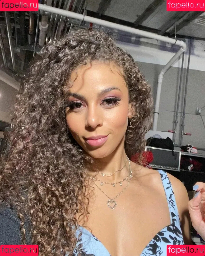 Samantha Irvin Onlyfans Photo Gallery 