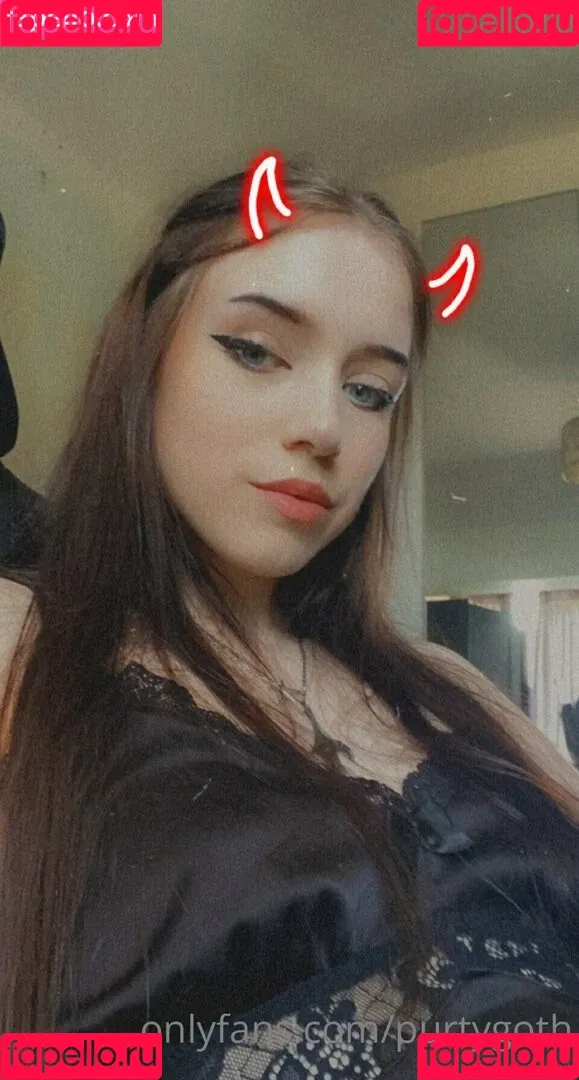 Purtygoth Onlyfans Photo Gallery 