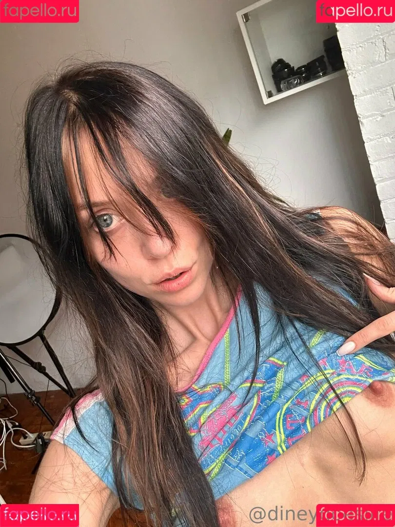 dineydoeslife Onlyfans Photo Gallery 