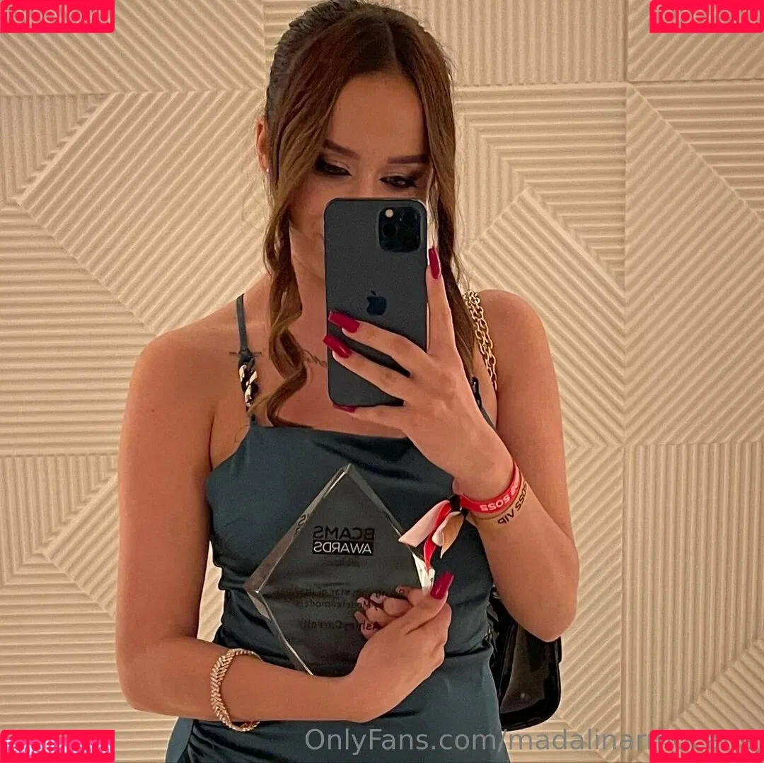 madalinarmocanu Onlyfans Photo Gallery 