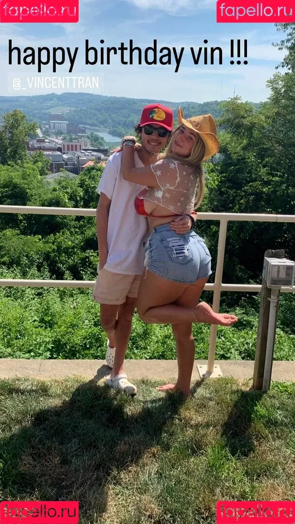 Jolieboero Onlyfans Photo Gallery 