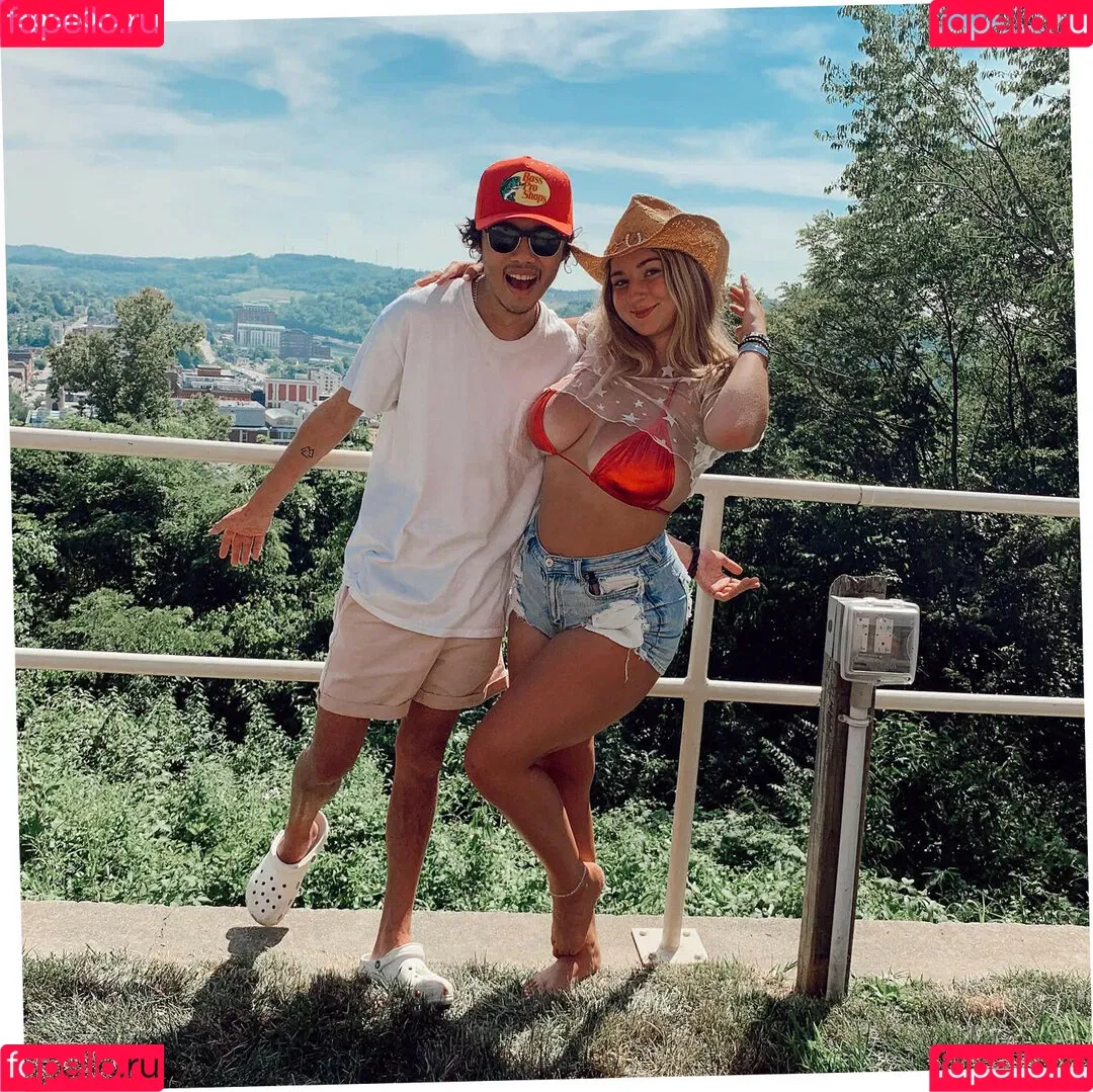 Jolieboero Onlyfans Photo Gallery 