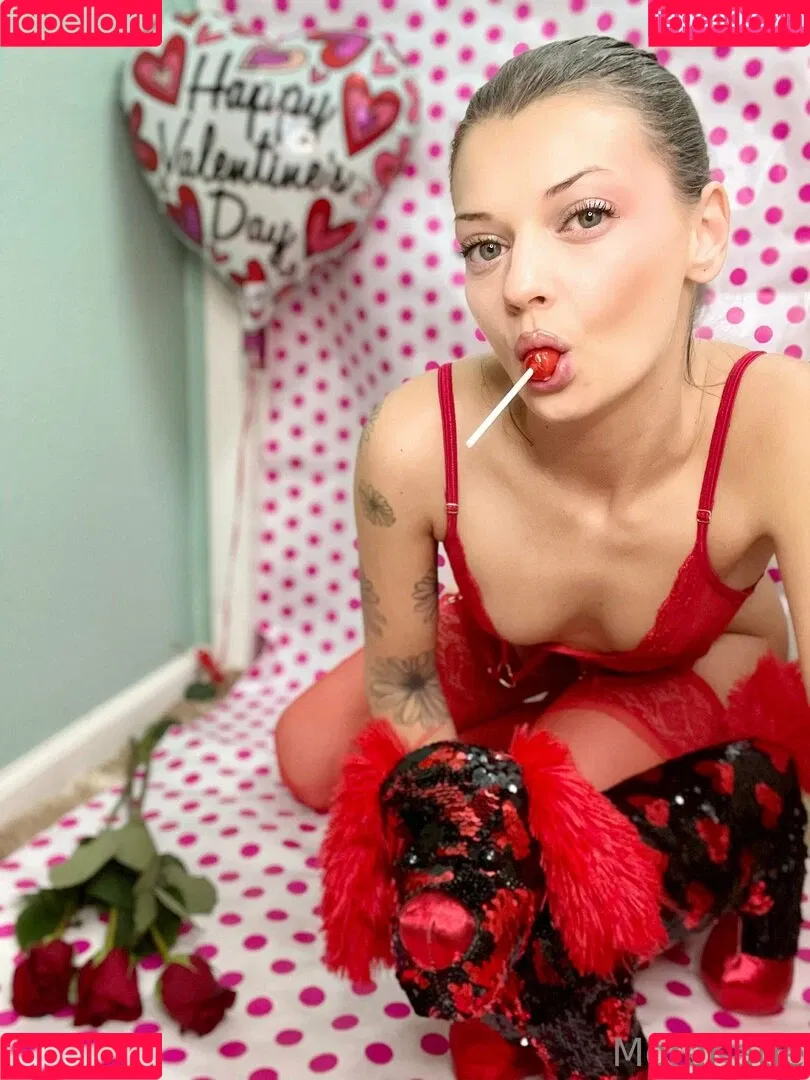 morekatie Onlyfans Photo Gallery 