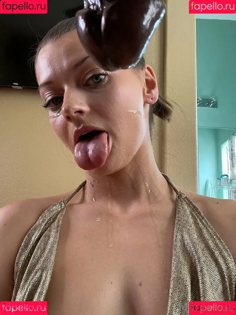 morekatie Onlyfans Photo Gallery 
