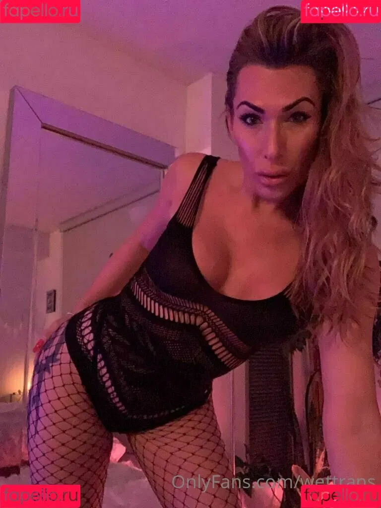 wettrans Onlyfans Photo Gallery 