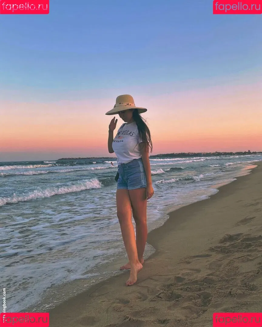 Giulia Daqna Onlyfans Photo Gallery 