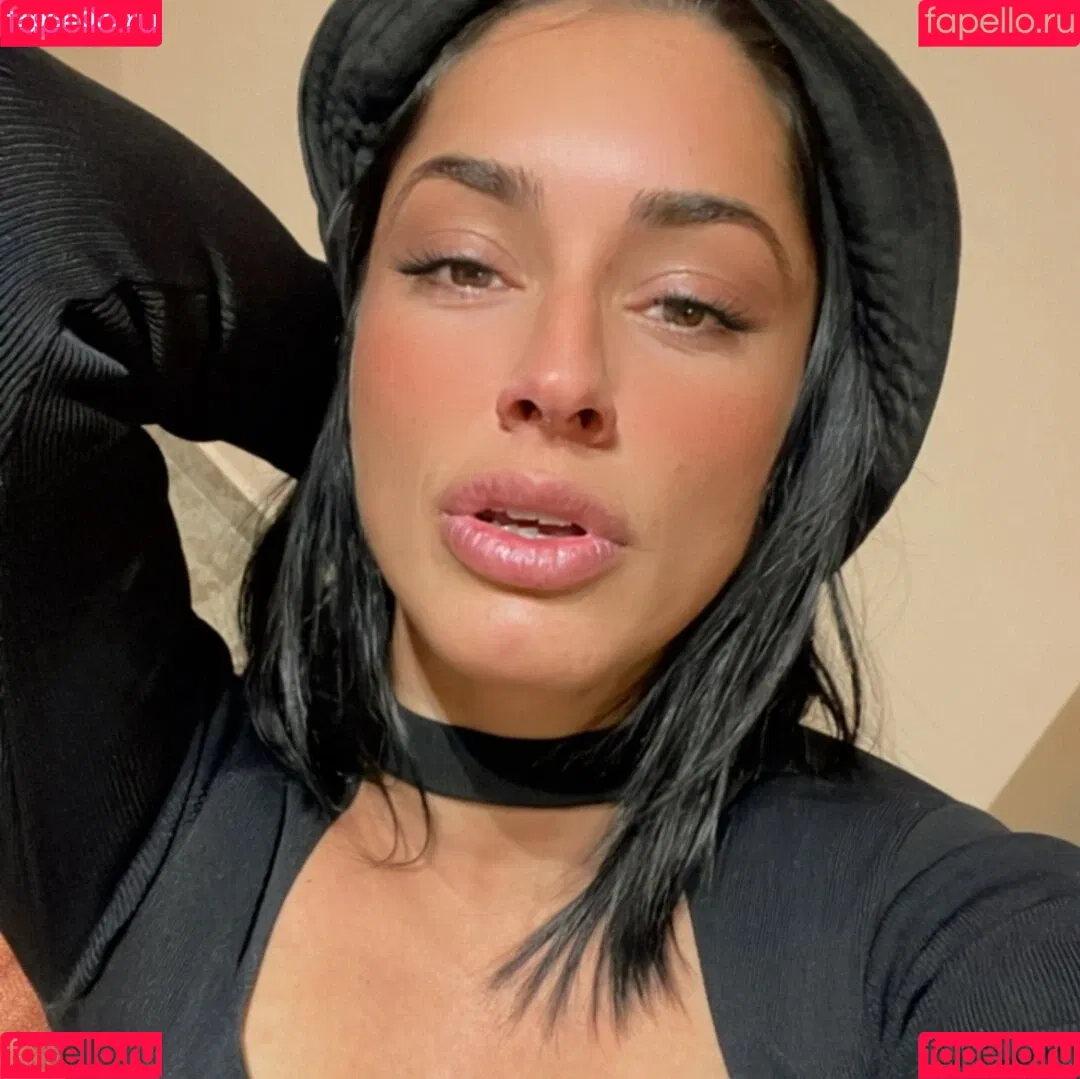 Giulia Daqna Onlyfans Photo Gallery 