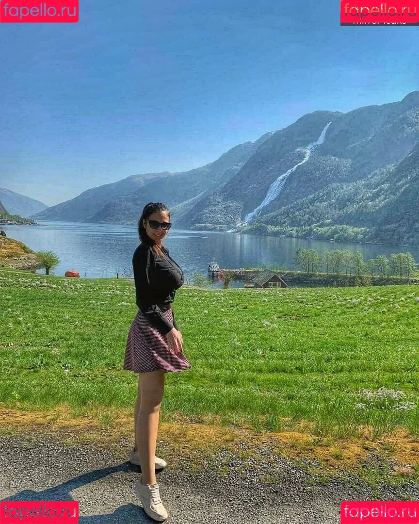 Giulia Daqna Onlyfans Photo Gallery 