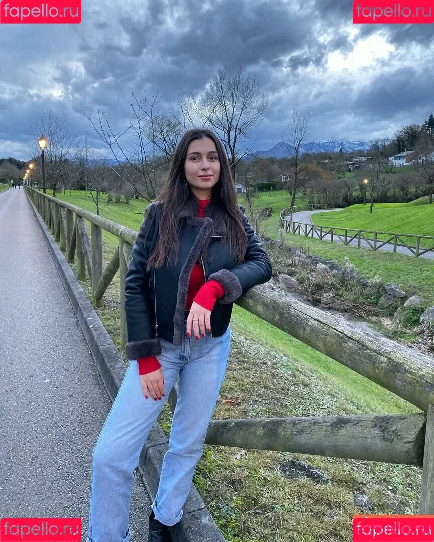 Giulia Daqna Onlyfans Photo Gallery 