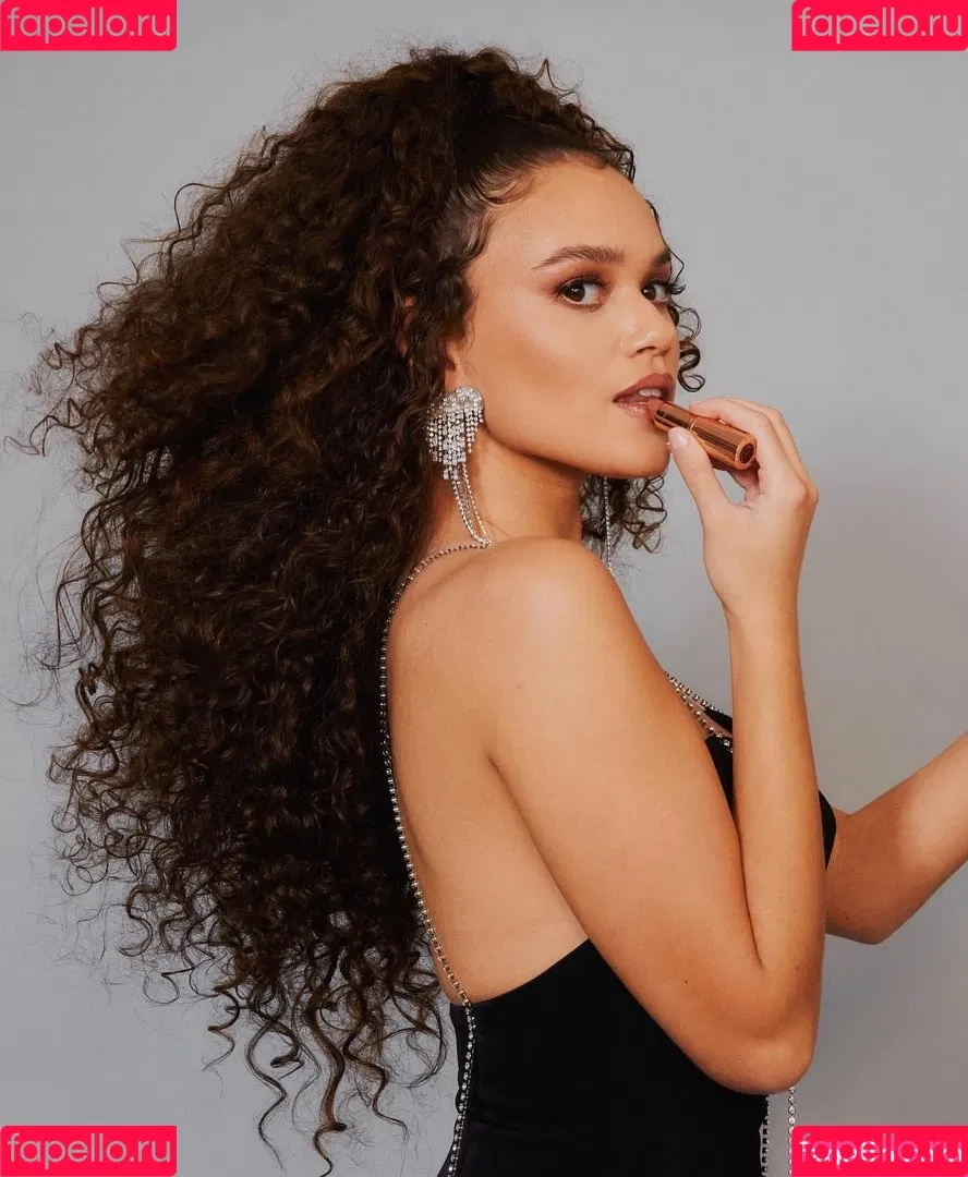 Madison Pettis Onlyfans Photo Gallery 