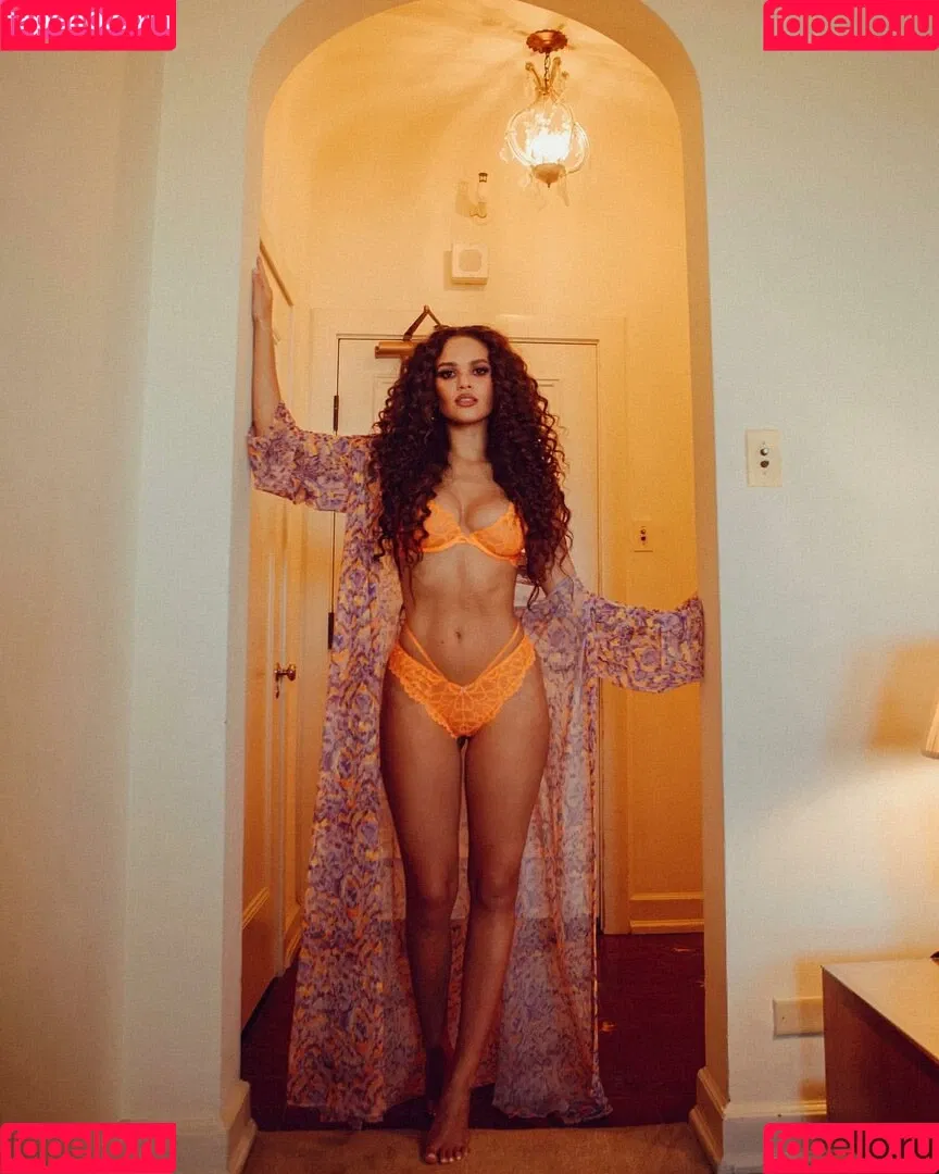 Madison Pettis Onlyfans Photo Gallery 