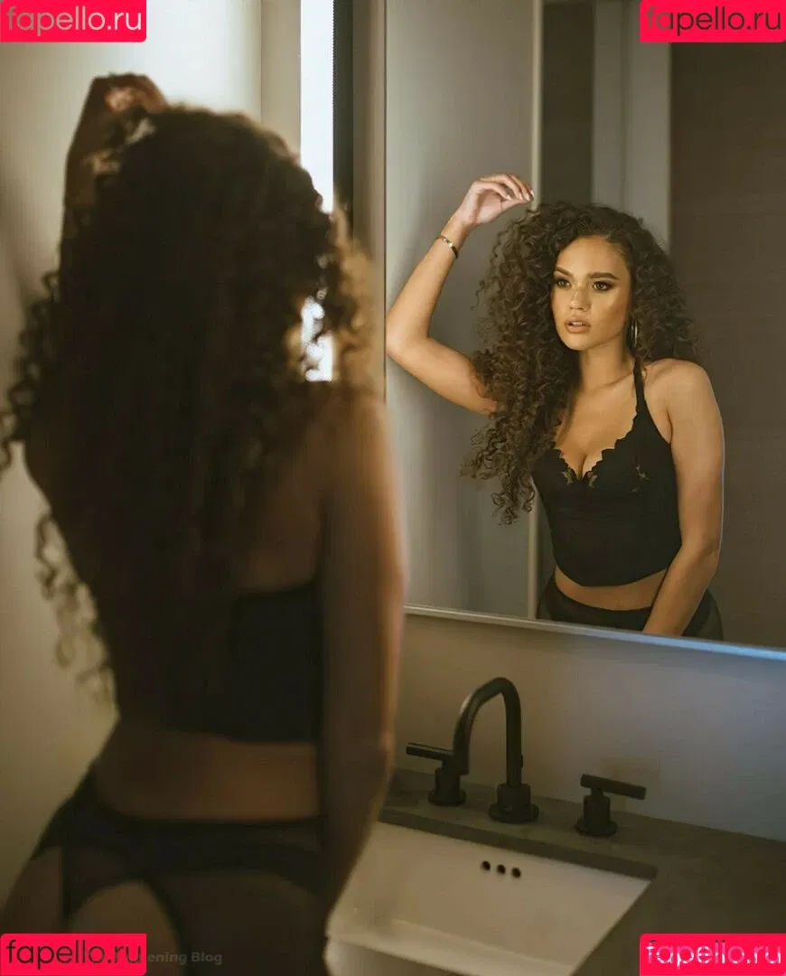Madison Pettis Onlyfans Photo Gallery 