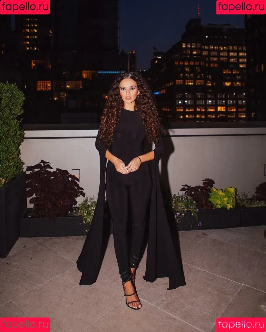 Madison Pettis Onlyfans Photo Gallery 