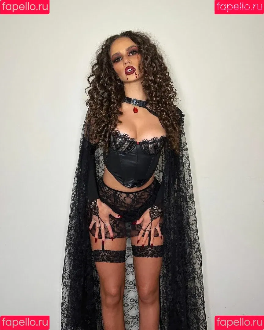 Madison Pettis Onlyfans Photo Gallery 