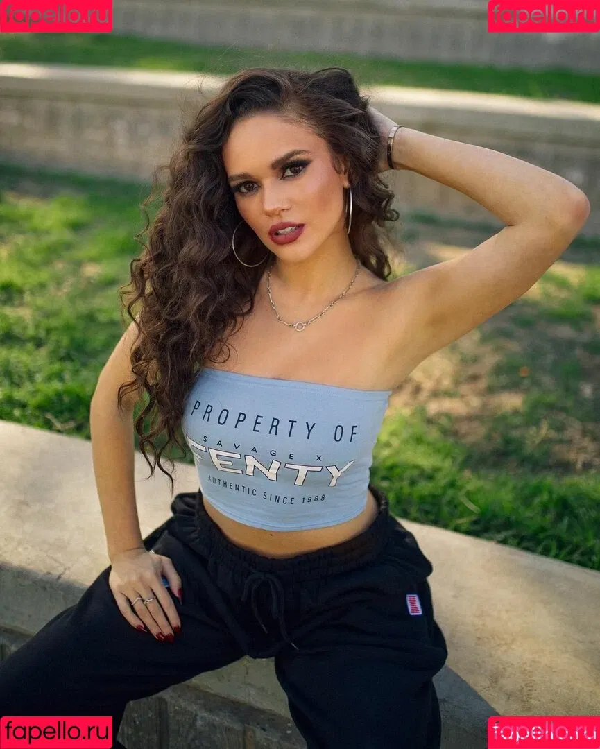 Madison Pettis Onlyfans Photo Gallery 