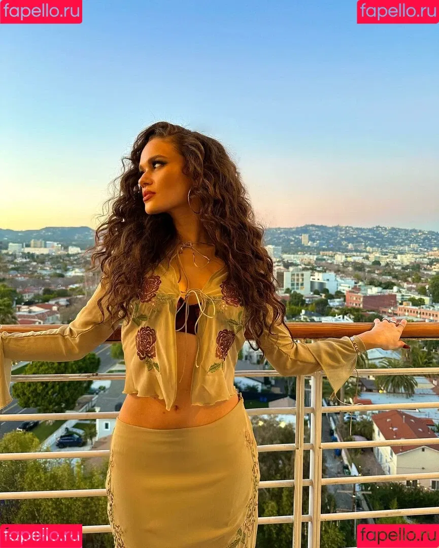 Madison Pettis Onlyfans Photo Gallery 