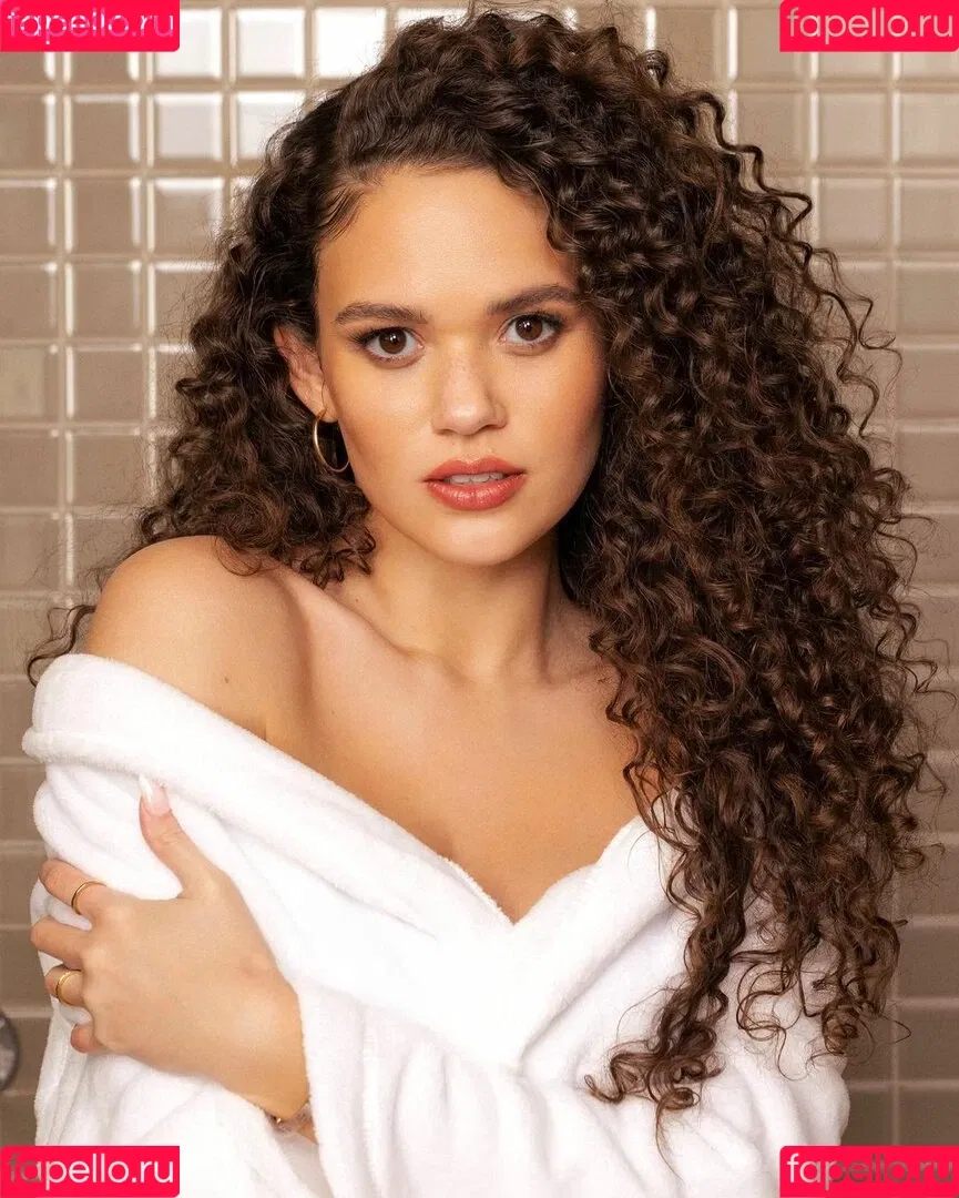 Madison Pettis Onlyfans Photo Gallery 
