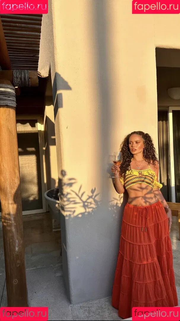 Madison Pettis Onlyfans Photo Gallery 