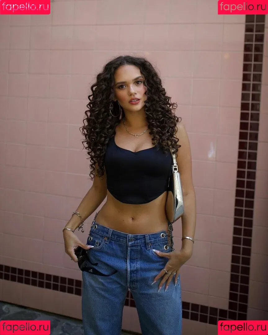 Madison Pettis Onlyfans Photo Gallery 