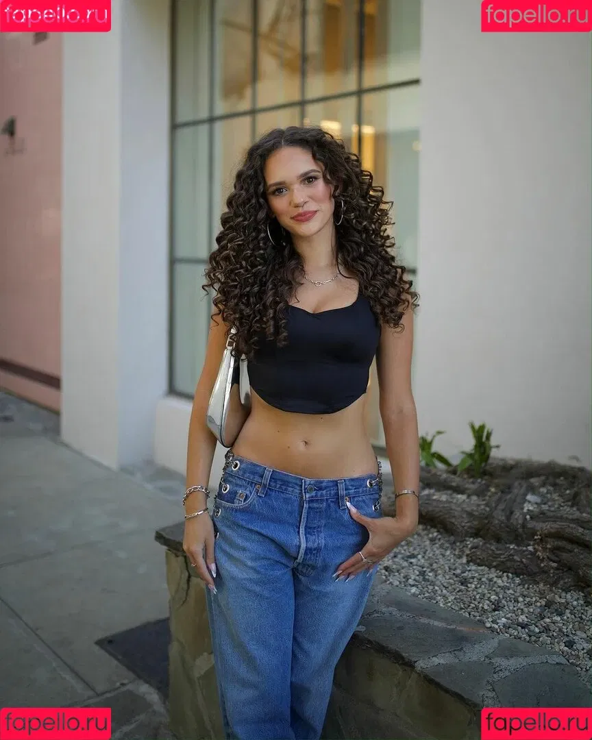 Madison Pettis Onlyfans Photo Gallery 